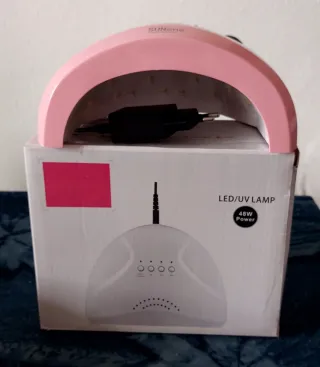 Lámpara UV LED SUNone para uñas