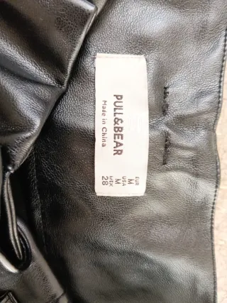 Bermudas polipiel negro Pull&Bear T. M