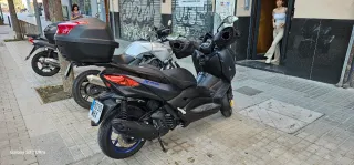 Soporte Baúl Original Yamaha Xmax