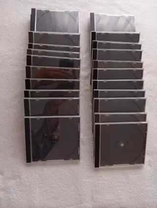 Lote 25 Cajas CD Vacías