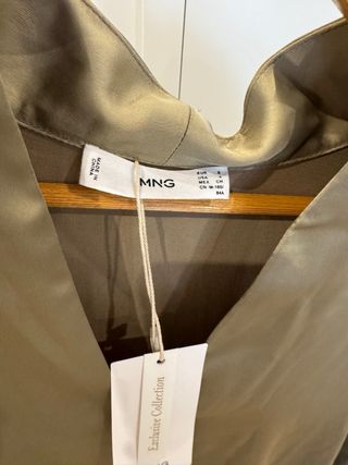 Vestido midi satinado verde Mango Talla S