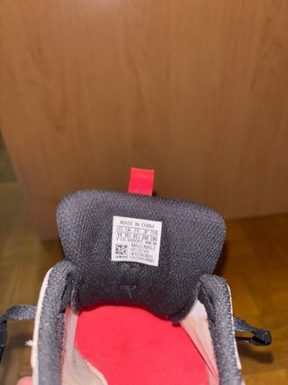 Zapatillas Adidas Clavos Blancas Negras