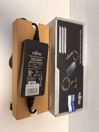 Adaptador Coche Fujitsu CAR90UUSB002FT