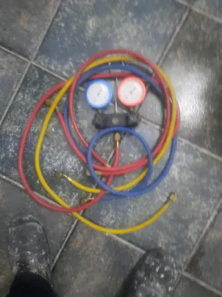 Manómetro A/A con mangueras