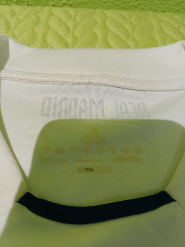 Camiseta Real Madrid - Talla M [Temporada 2010/11]