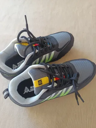 Zapatillas Montaña Senderismo Trekking