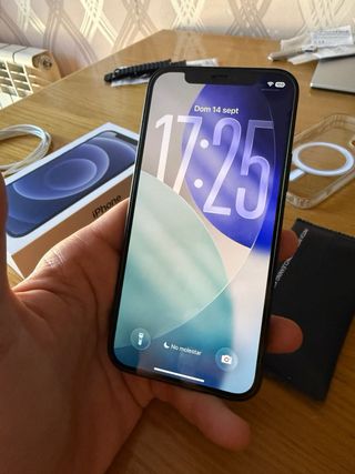 iPhone 12 256GB + fundas
