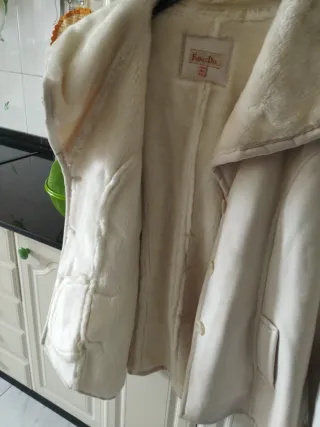 Abrigo beige talla 46