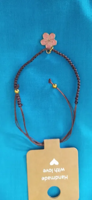 Pulsera macramé flor de cerezo