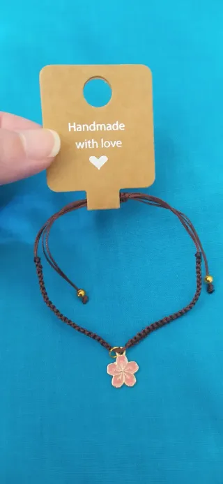 Pulsera macramé flor de cerezo