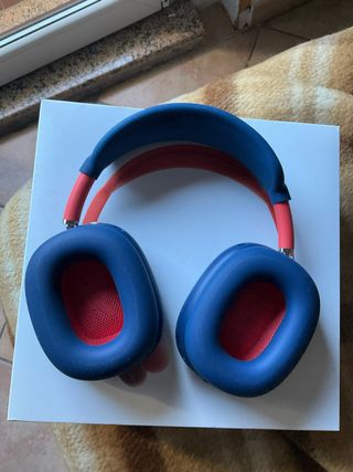 AirPods Max rosso