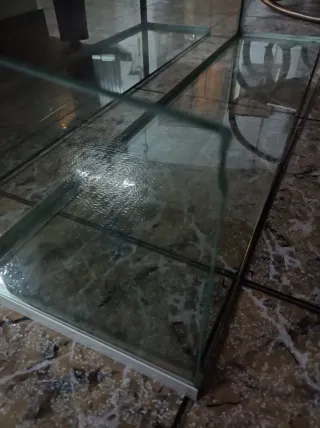 Vitrina expositor cristal y metal