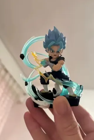 Figura Vegito Super Saiyan Azul