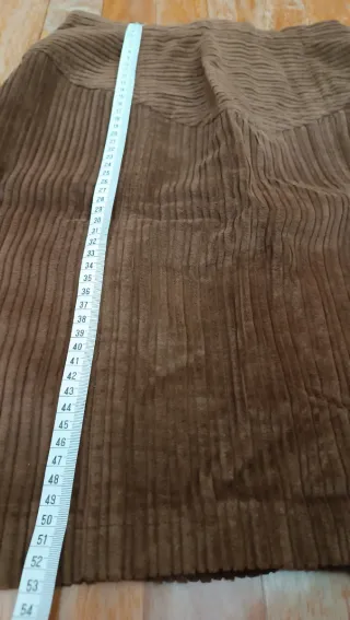 Traje de pana marrón