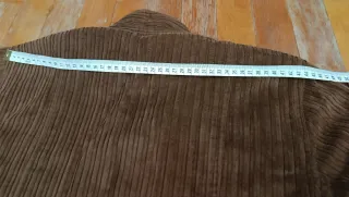 Traje de pana marrón