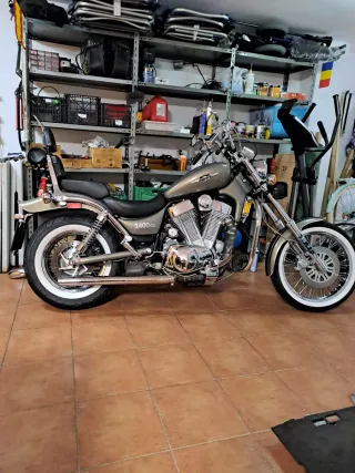 Suzuki Intruder VS 1400