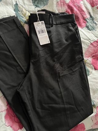 Pantalón Mango Negro Talla L/40