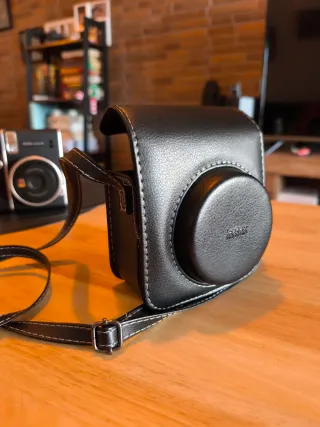 Cámara Instantánea Fujifilm Instax Mini 40 Negra