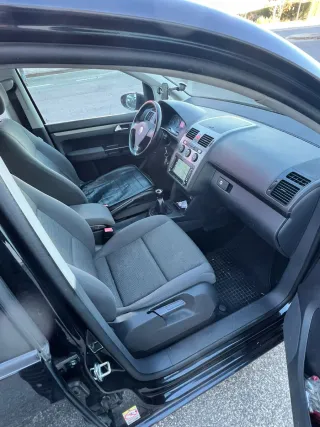 Volkswagen Touran 2010