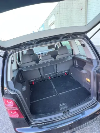 Volkswagen Touran 2010