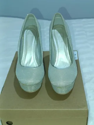 Zapatos tacón plateados purpurina Talla 40