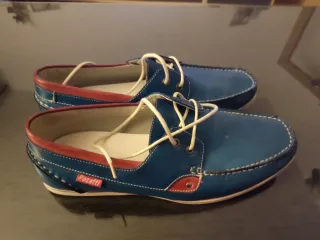 Mocasines azules