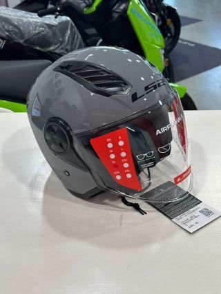 Casco tipo Jet LS2 Airflow II