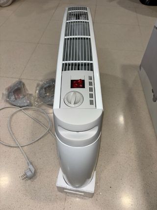 Calefactor eléctrico blanco