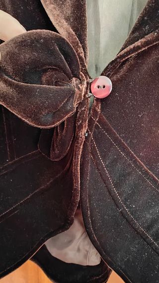 Chaqueta corta lazo terciopelo sin estrenar T46