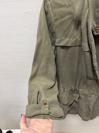 Sobrecamisa Zara verde militar