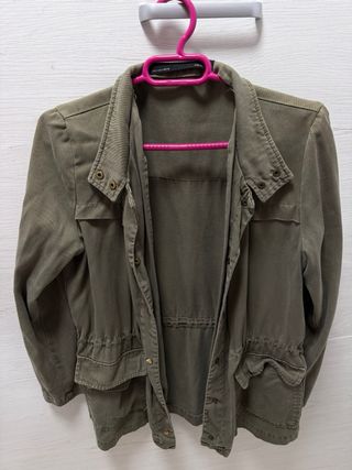 Sobrecamisa Zara verde militar