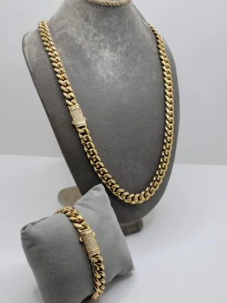 Conjunto Cadena y Pulsera Acero Quirúrgico Chapado