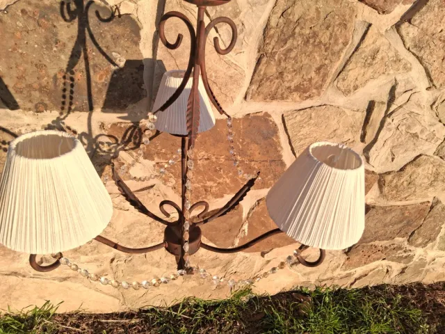 Lâmpada de teto de metal e tecido