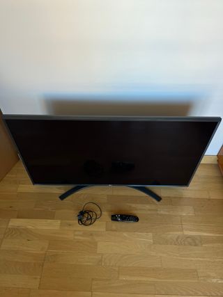 LG 49” Smart TV UHD 4K