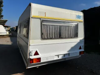 Caravana Roller Class 460 - 750kg