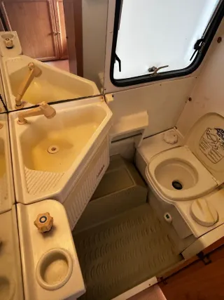 Caravana Roller Class 460 - 750kg