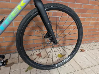 Bicicleta Trek alu Gravel/Híbrida Talla L