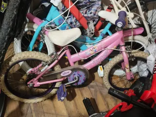Bicicleta niña Princesas Disney
