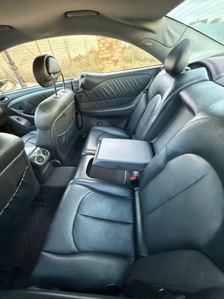 Mercedes-Benz  CLK 2005