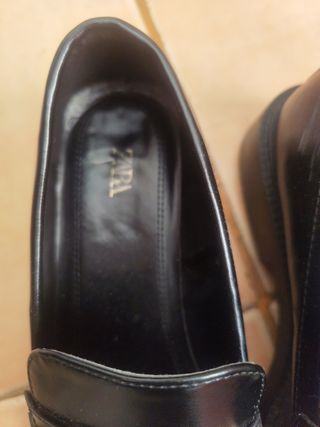 Mocasines Piel Zara Hebilla Dorada