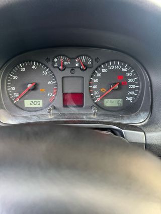 Volkswagen Golf 2002