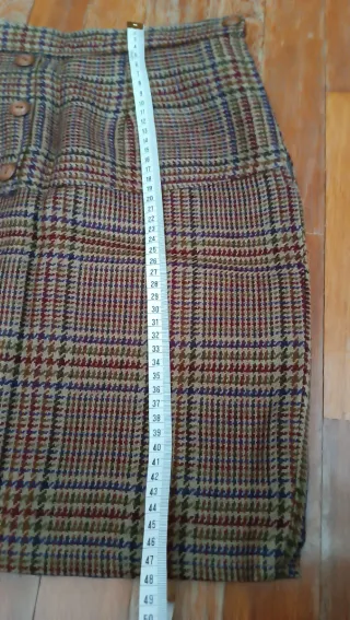 Traje de cuadros marrón y multicolor