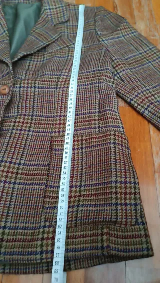 Traje de cuadros marrón y multicolor