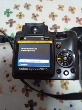 Cámara Kodak 7.1 Mpx Zoom Óptico 10x