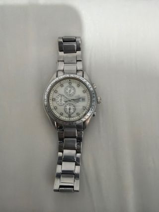 Reloj Casio edifice con puntos de zafiro