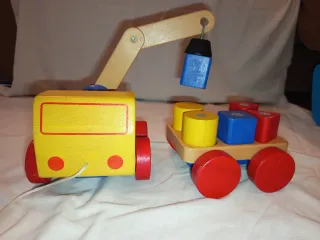 Grúa Camión Madera Ikea