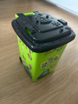 Camiones, cubo y muñecos The Trash Pack