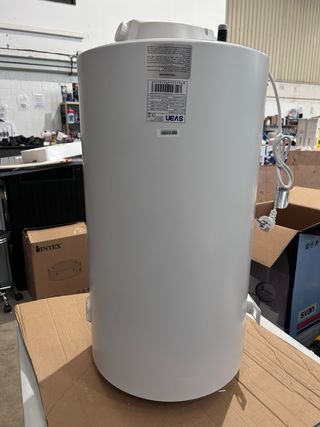 Termo Eléctrico Vertical 92 Litros Svan ST10000