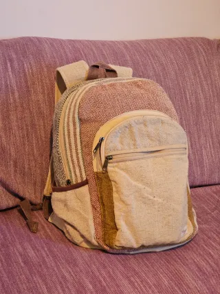 Mochila de cáñamo artesanal marca Hemper