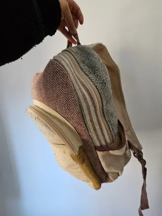Mochila de cáñamo artesanal marca Hemper